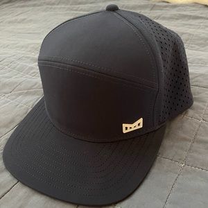 Melin Trenches Icon Hydro Hat! NWOT